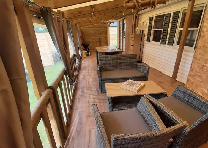 Au Petit Coin Tranquille Country house *